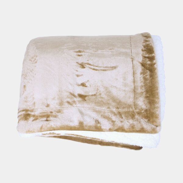 Challenger Lambswool Throw Thumbnail